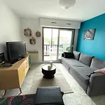Lumineux Avec Balcon Et Parking à - Fr-1-712-97 Apartamento