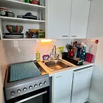 Lumineux Avec Balcon Et Parking à - Fr-1-712-97 * Villers-sur-Mer