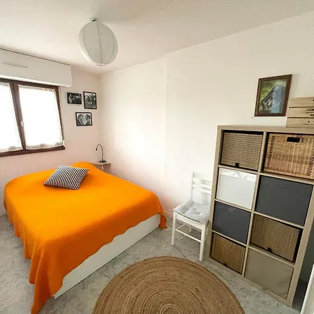 Appartement Lumineux Avec Balcon Et Parking A - Fr-1-712-97 *