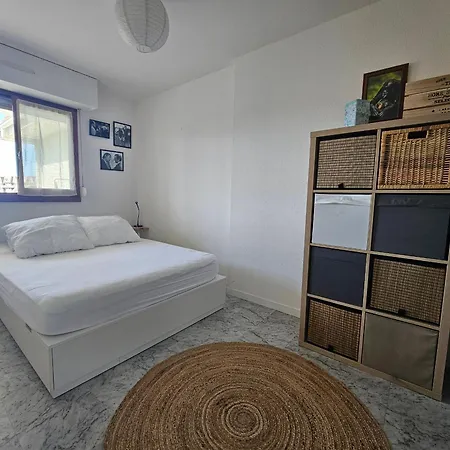 Lumineux Avec Balcon Et Parking A - Fr-1-712-97 * Villers-sur-Mer
