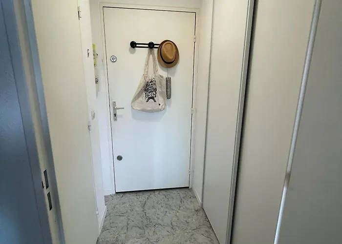 Appartement Lumineux Avec Balcon Et Parking A - Fr-1-712-97