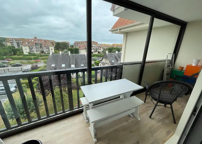Appartement Lumineux Avec Balcon Et Parking A - Fr-1-712-97 Villers-sur-Mer