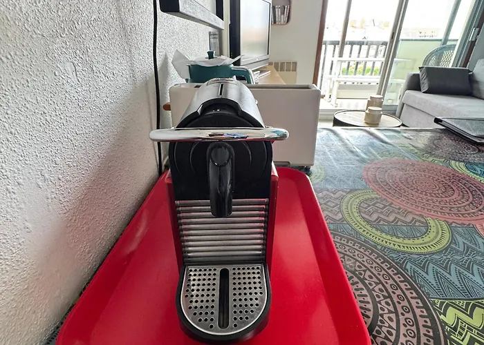 Lumineux Avec Balcon Et Parking A - Fr-1-712-97 *